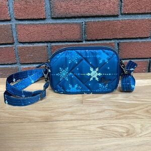 Lug Coupe SE Convertible Crossbody Bag Snowflake Print NWOT